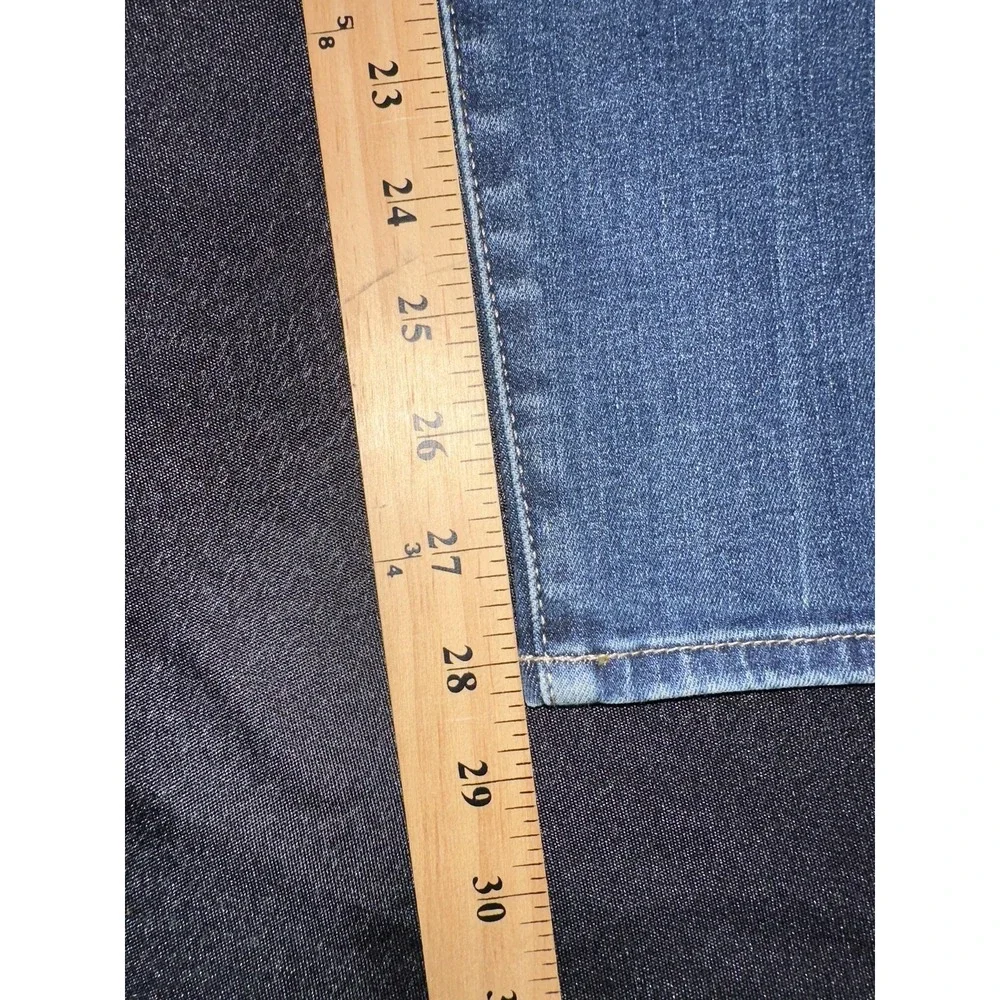 Universal Thread high rise